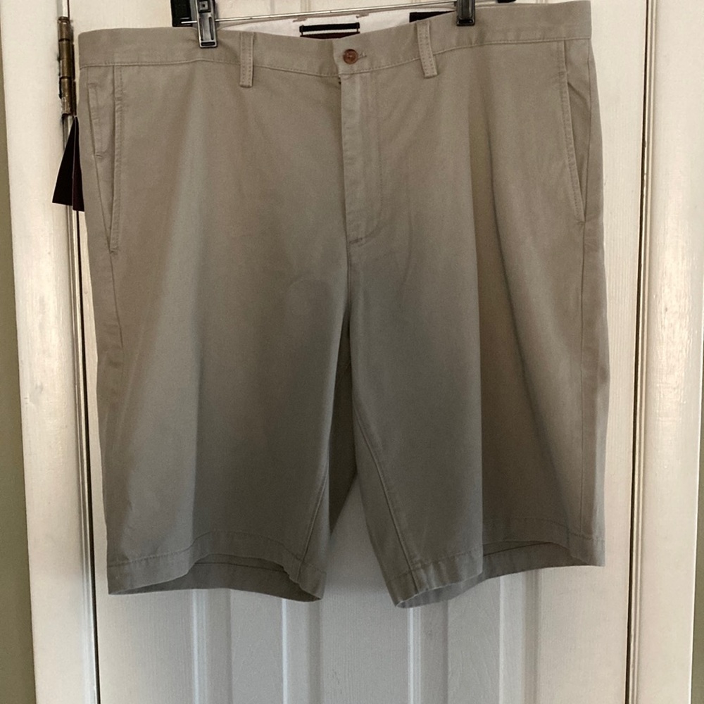 BLACK BROWN KHAKI 1826 SHORTS SIZE 40 NWT